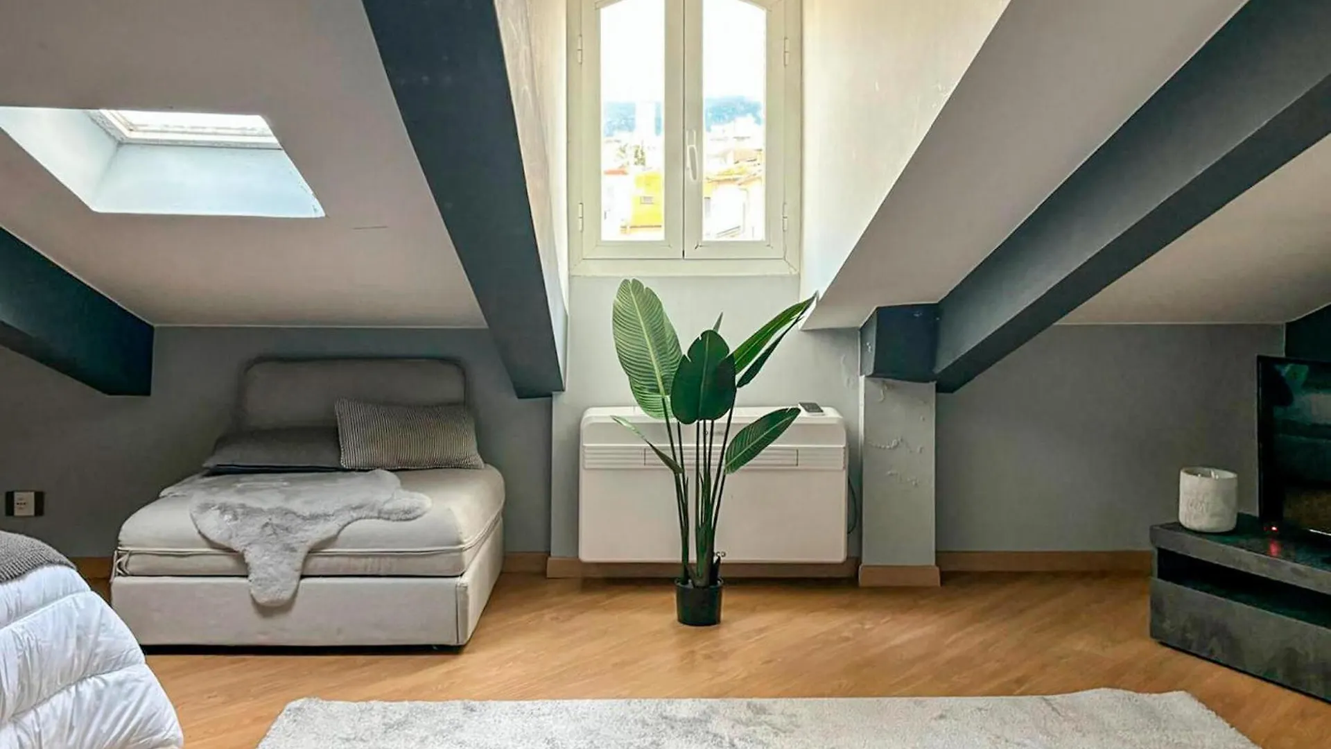 Beautiful Apartment In Nice With Wifi 0*,
